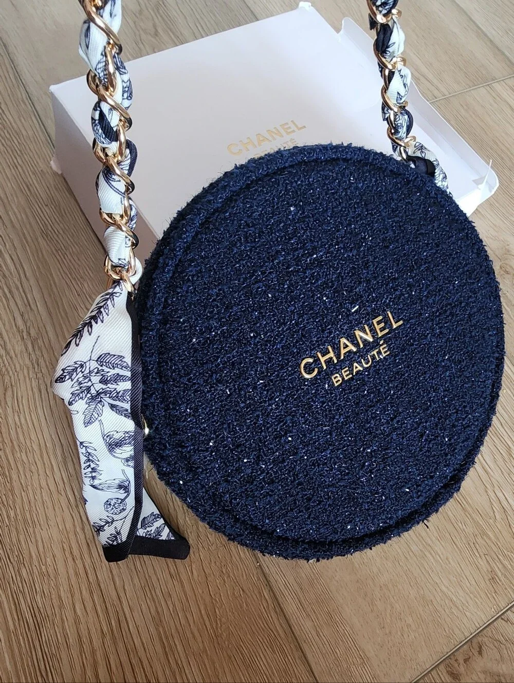 Chanel Beaute Round Navy Blue cosmetic Tweed pouch With Crossbody Chain NIB
